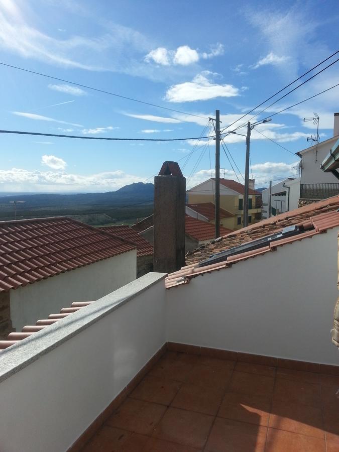 Casa Do Alecrim Villa Penha Garcia Exterior photo